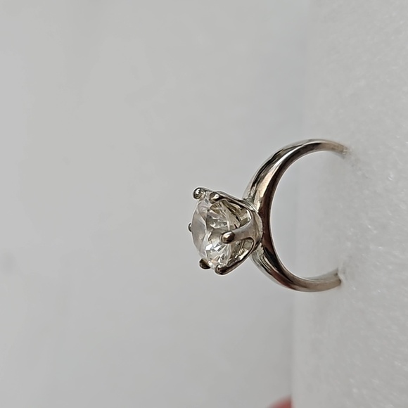 18KGE Silvertone & CZ Size 7 Ring - Picture 3 of 7